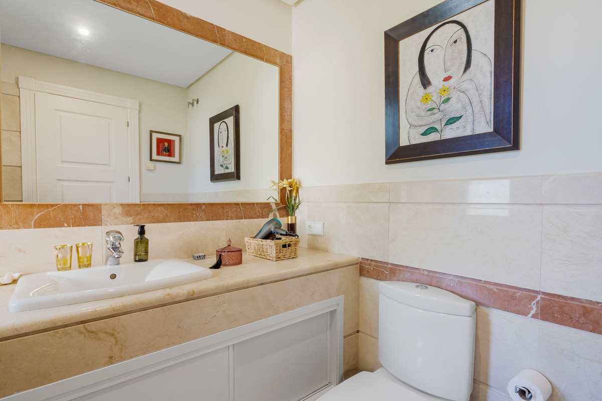 Luxe 3-slaapkamer appartement met 4 badkamers aan Bahía de Marbella in Bahía de Marbella - foto 10