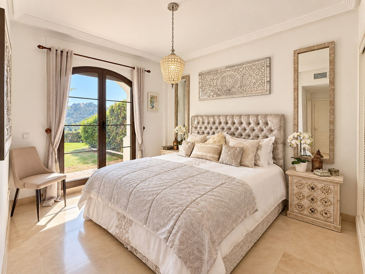Te koop: Turnkey 3-slaapkamer tuinappartement met panoramisch zee-, golf- en bergzicht in Los Balcones, Los Arqueros in Los Arqueros - foto 7