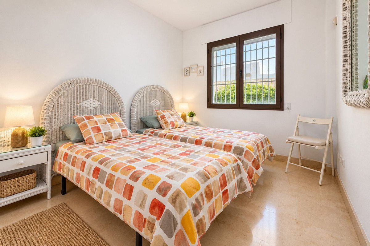 Te koop: Sleutel-klaar 2-slaapkamer tuinappartement met toeristenlicentie in La Torre, Los Arqueros | €435,000 in Los Arqueros - foto 11