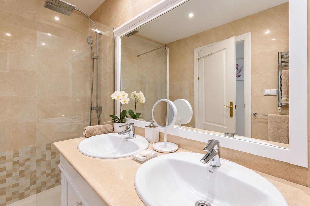 Te koop: Sleutel-klaar 2-slaapkamer tuinappartement met toeristenlicentie in La Torre, Los Arqueros | €435,000 in Los Arqueros - foto 10