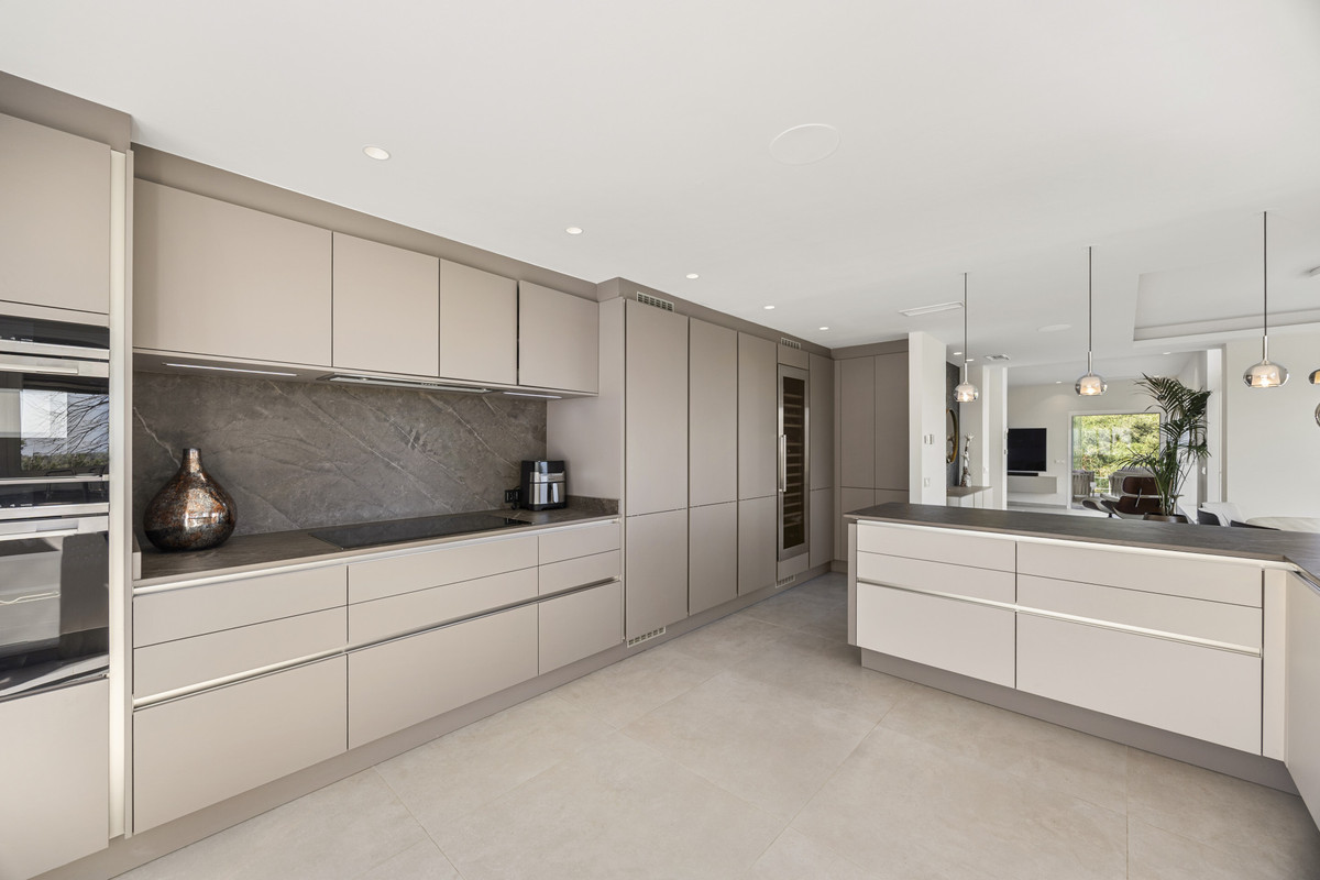 4-slaapkamer villa aan de golfbaan in Benahavís in Benahavís - foto 17