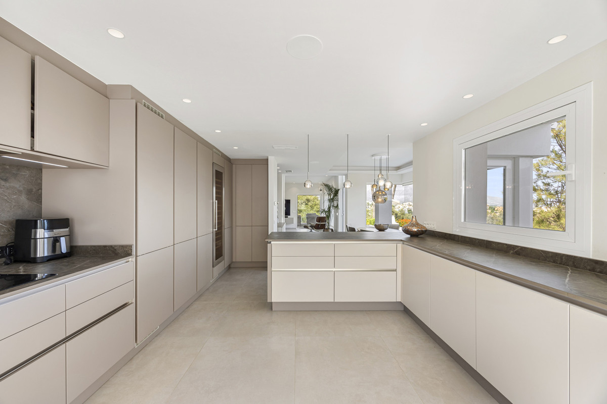 4-slaapkamer villa aan de golfbaan in Benahavís in Benahavís - foto 18