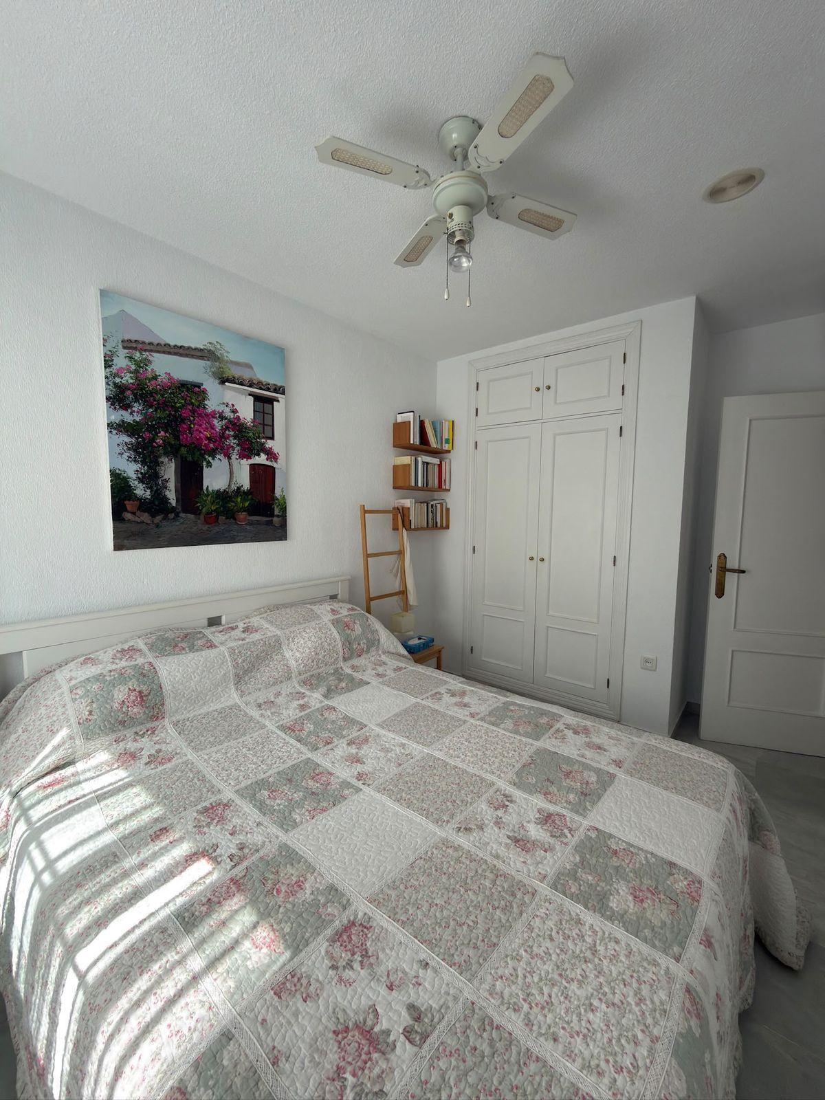 Strandhuis met 3 slaapkamers in Elviria, Marbella Oost in Marbella - foto 16