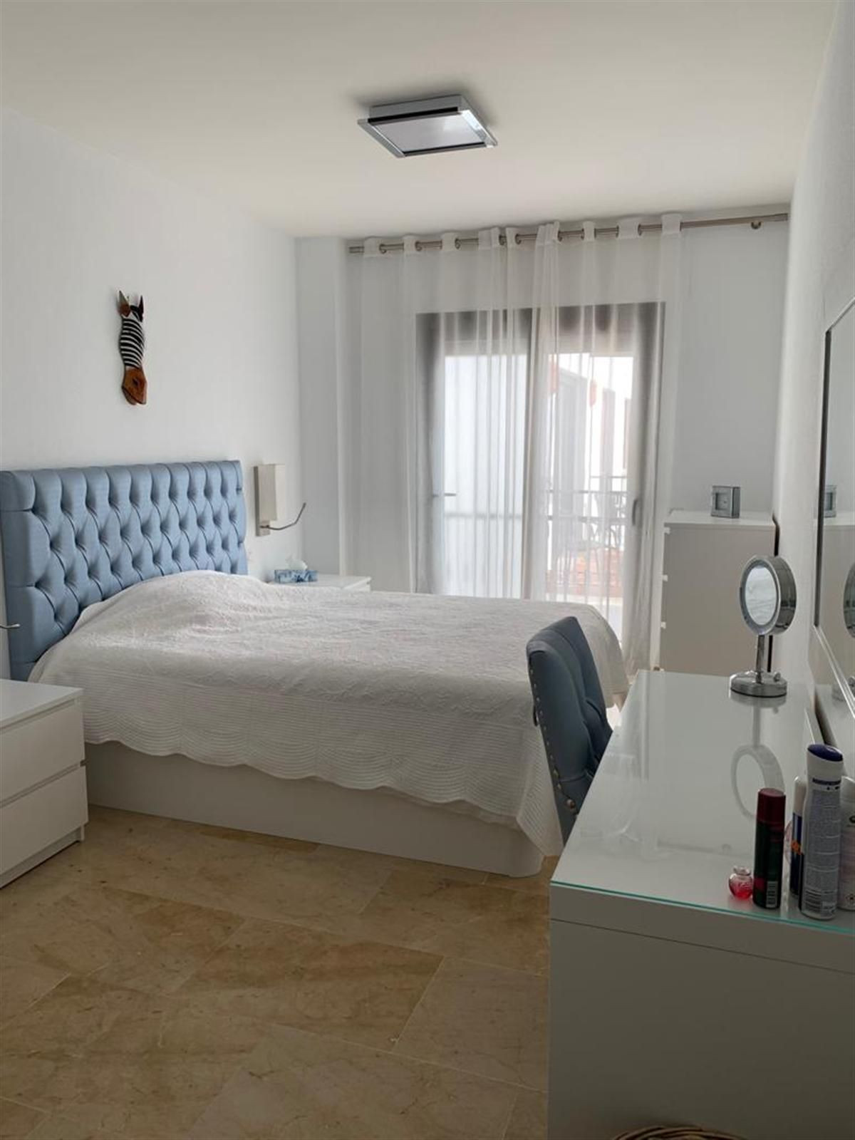 Appartement met 2 slaapkamers in La Duquesa in La Duquesa - foto 11