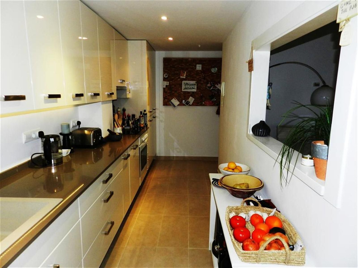 Appartement met 2 slaapkamers in La Duquesa in La Duquesa - foto 4