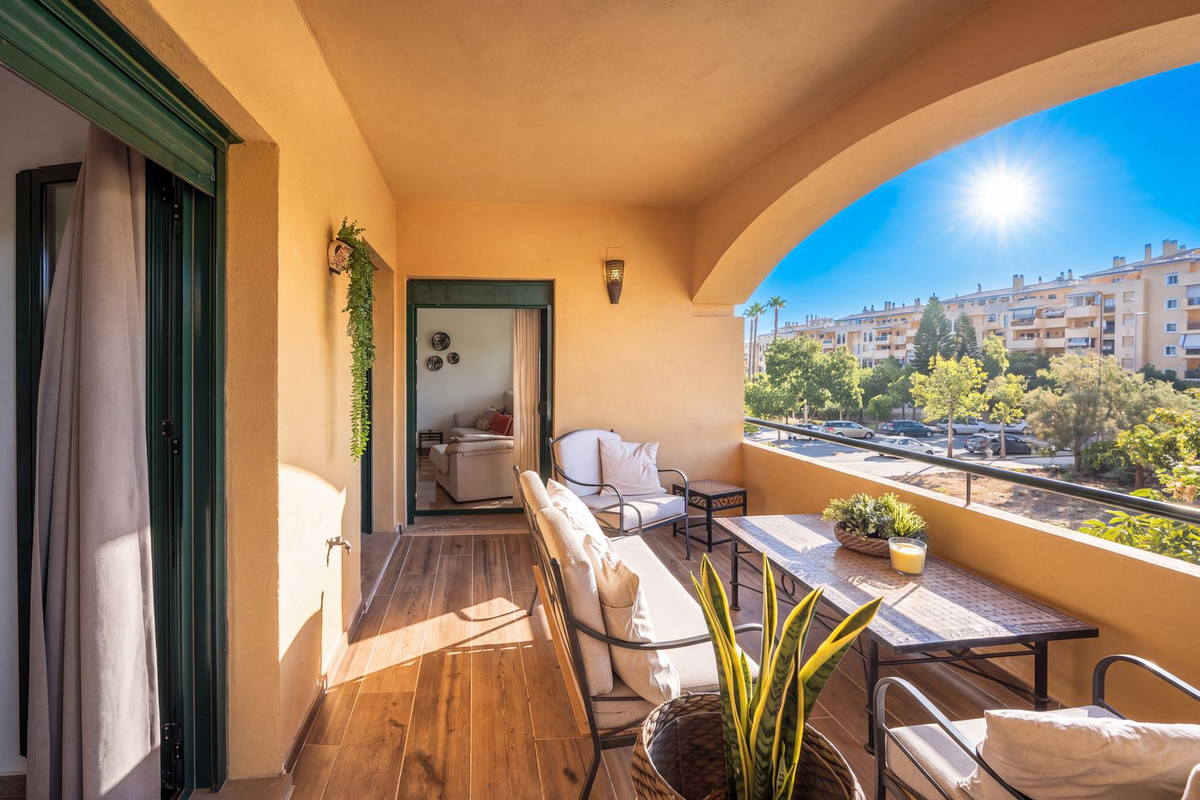 Drie-slaapkamerappartement in San Pedro de Alcántara in San Pedro de Alcántara - foto 2