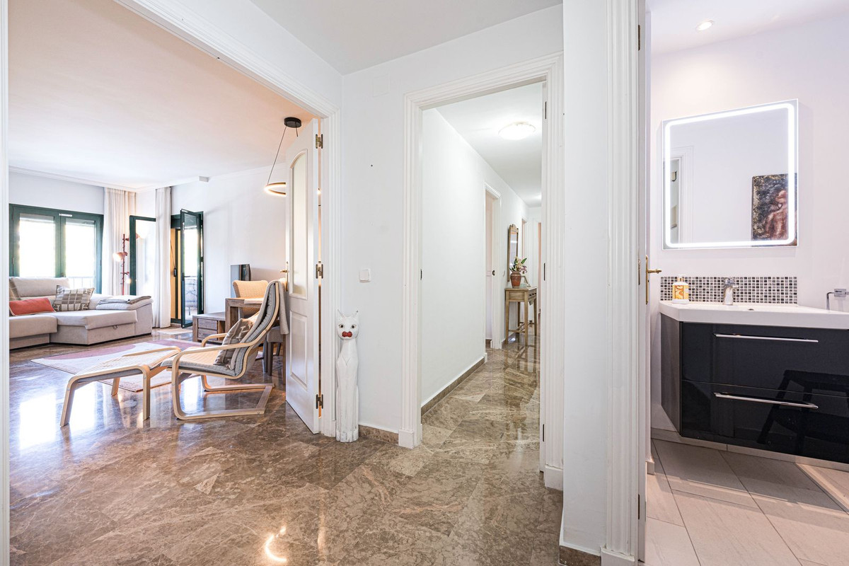 Drie-slaapkamerappartement in San Pedro de Alcántara in San Pedro de Alcántara - foto 16