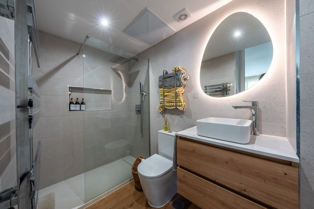 Twee-slaapkamer appartement in Marbella in Marbella - foto 13