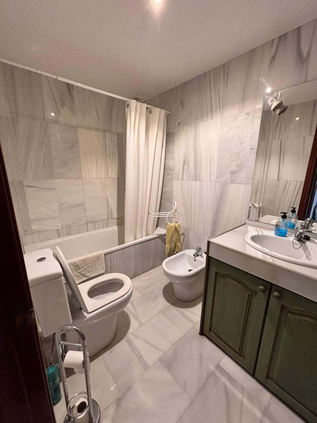 Appartement met 3 slaapkamers in Marbella in Marbella - foto 14
