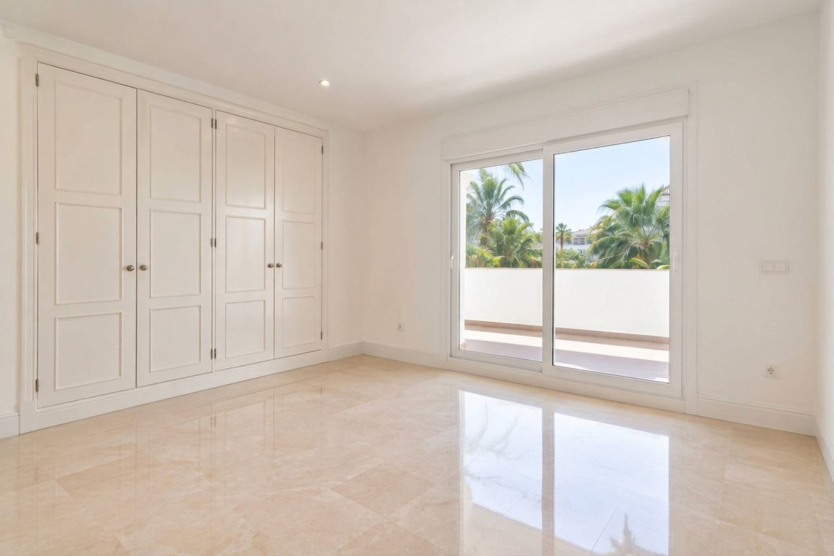 Twee-slaapkamerappartement aan het strand in Marbella – Las Cañas Beach, Golden Mile in Marbella - foto 14