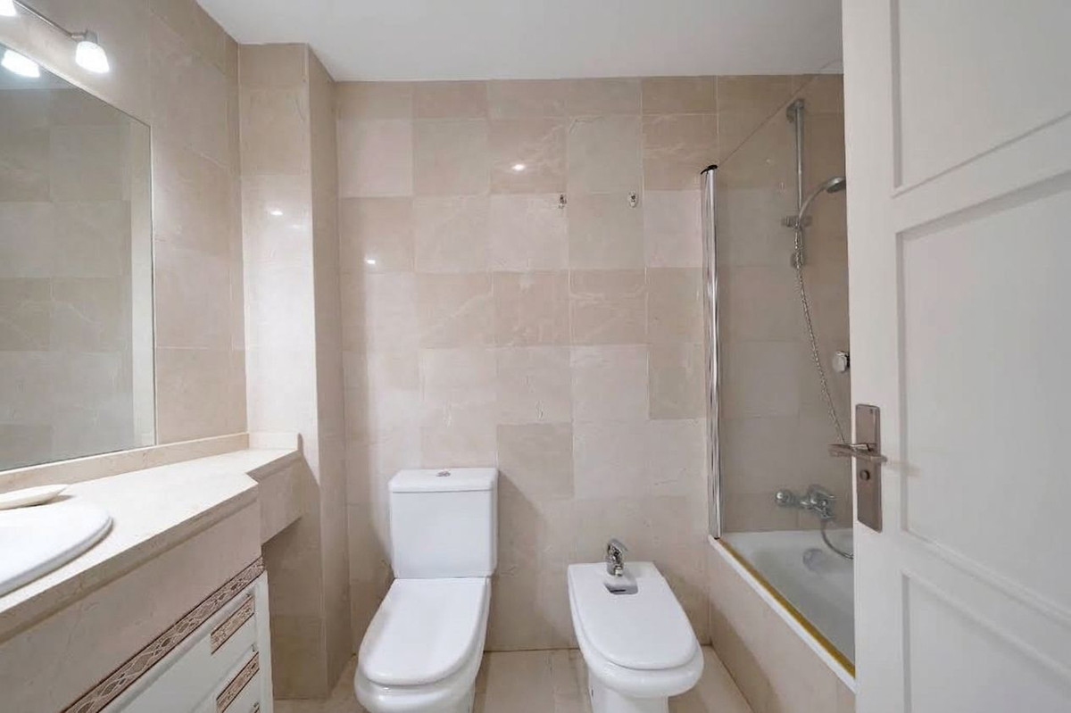 Twee-slaapkamerappartement aan het strand in Marbella – Las Cañas Beach, Golden Mile in Marbella - foto 15