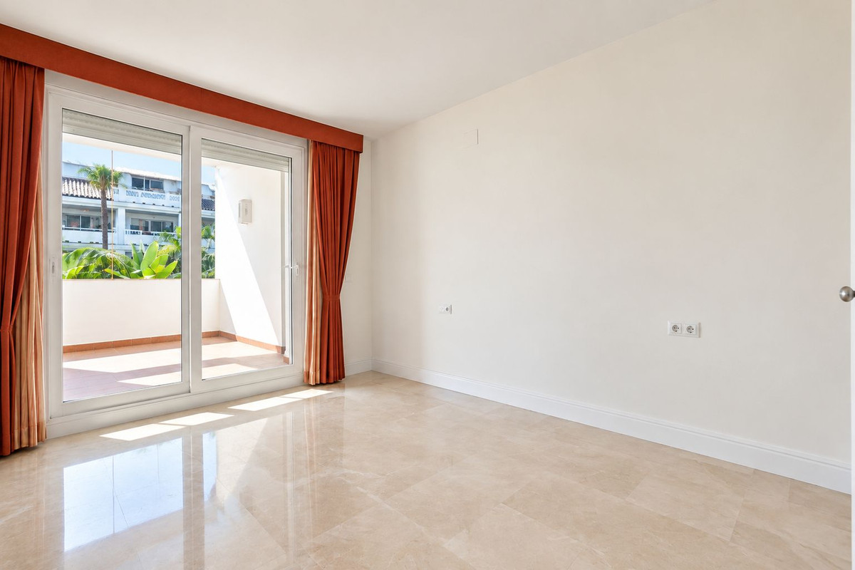 Twee-slaapkamerappartement aan het strand in Marbella – Las Cañas Beach, Golden Mile in Marbella - foto 16
