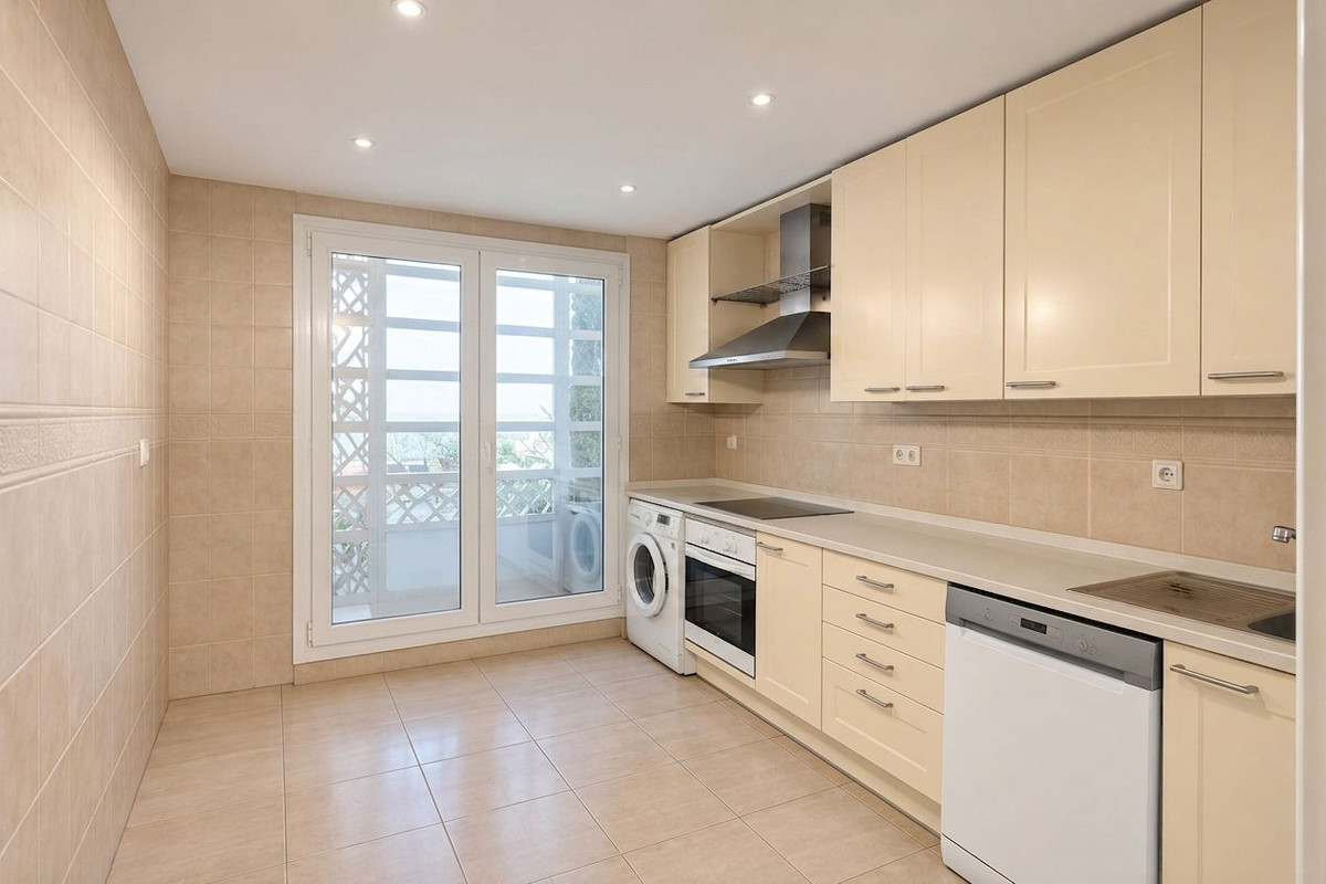 Twee-slaapkamerappartement aan het strand in Marbella – Las Cañas Beach, Golden Mile in Marbella - foto 9