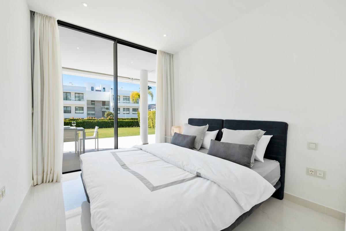 Drie-slaapkamerappartement in Estepona in Estepona - foto 11