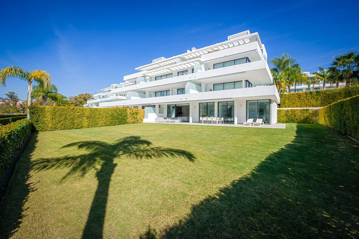 Drie-slaapkamerappartement in Estepona in Estepona - foto 4