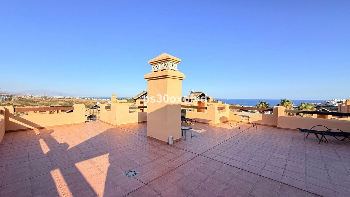 Penthouse met 3 slaapkamers in Casares Playa in Casares Playa - foto 5