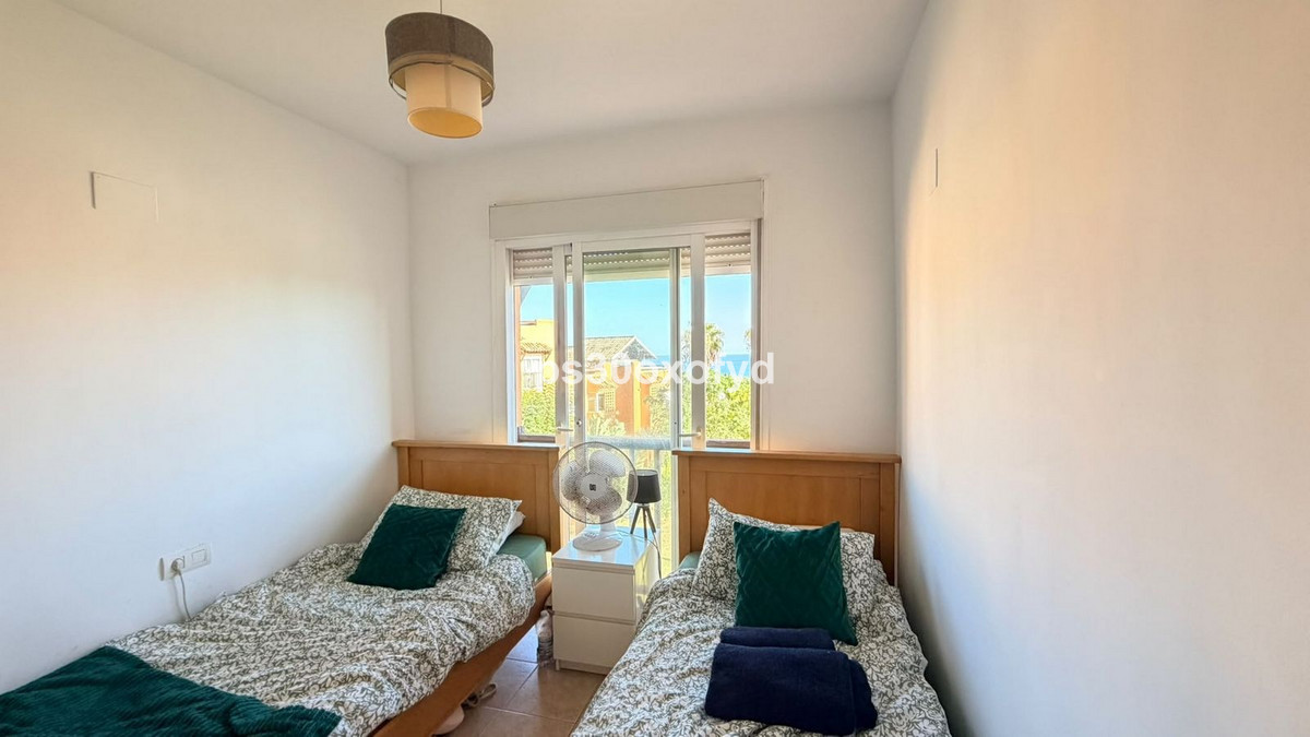 Penthouse met 3 slaapkamers in Casares Playa in Casares Playa - foto 8