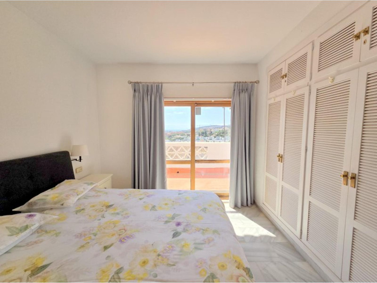 3-slaapkamerwoning in Los Carmenes, La Duquesa in La Duquesa - foto 12