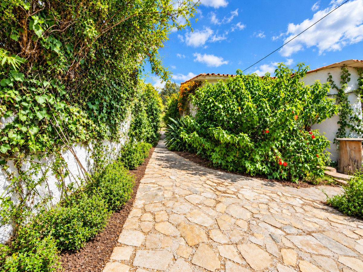 Villa met zeezicht op 680 m² kavel in Marbella in Marbella - foto 15