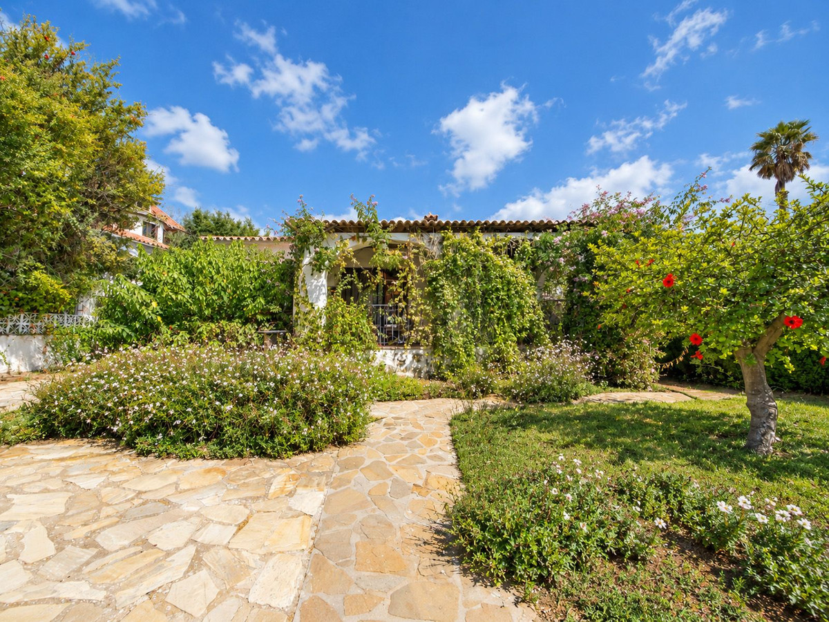Villa met zeezicht op 680 m² kavel in Marbella in Marbella - foto 19