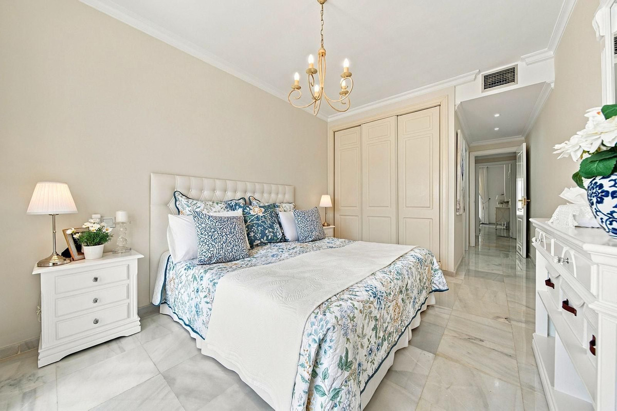 2-slaapkamerappartement in Nueva Andalucía – Señorio de Gonzaga, gerenoveerd in Nueva Andalucía - foto 20