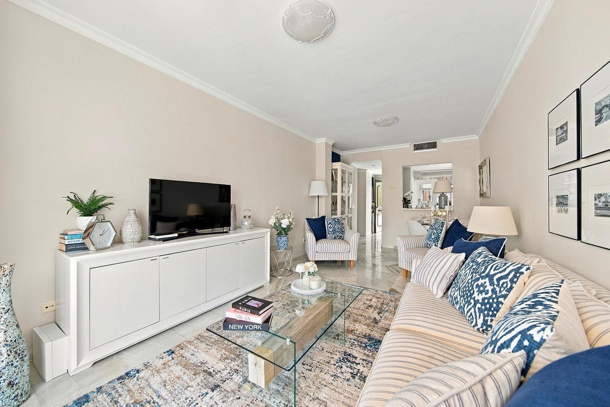2-slaapkamerappartement in Nueva Andalucía – Señorio de Gonzaga, gerenoveerd in Nueva Andalucía - foto 5
