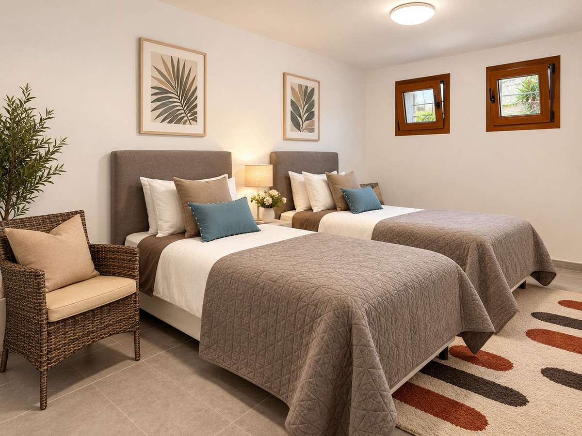 4-slaapkamer villa aan de eerste lijn golf in Selwo, Estepona in Selwo - foto 20