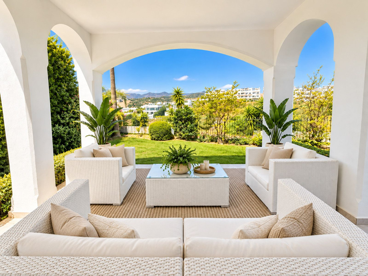 4-slaapkamer villa aan de eerste lijn golf in Selwo, Estepona in Selwo - foto 9