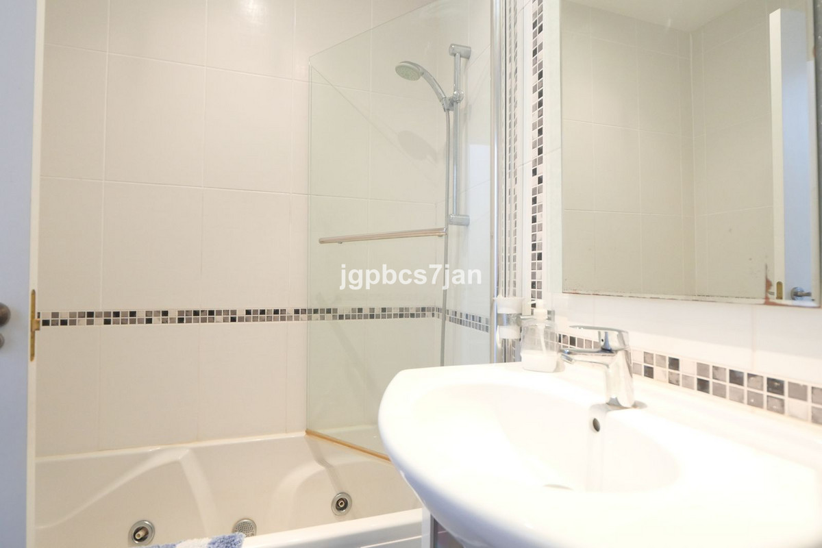 2 bedroom House in Calahonda in Calahonda - foto 14