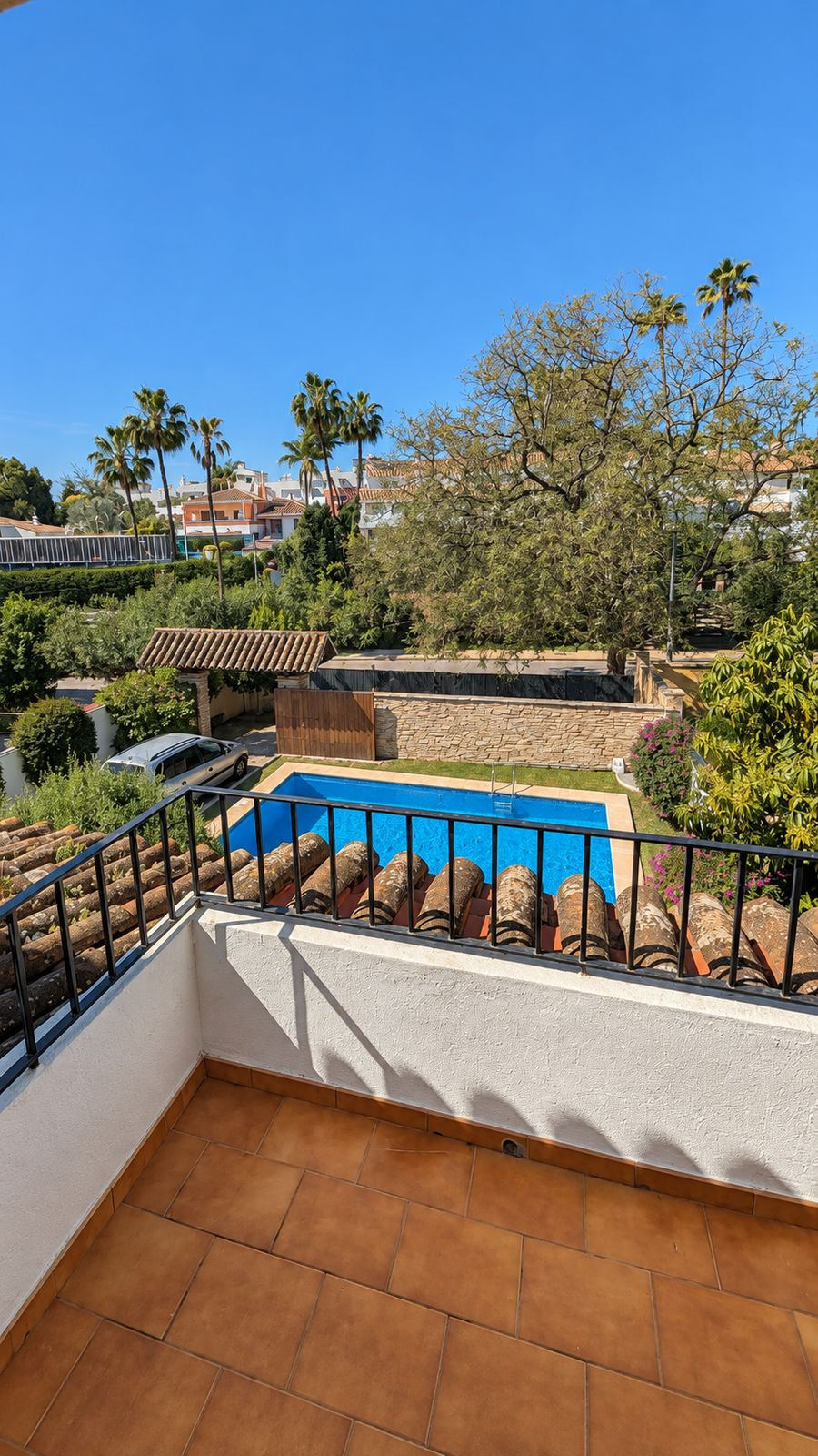 Drie-slaapkamer villa in Nueva Andalucía met potentieel in Nueva Andalucía - foto 18