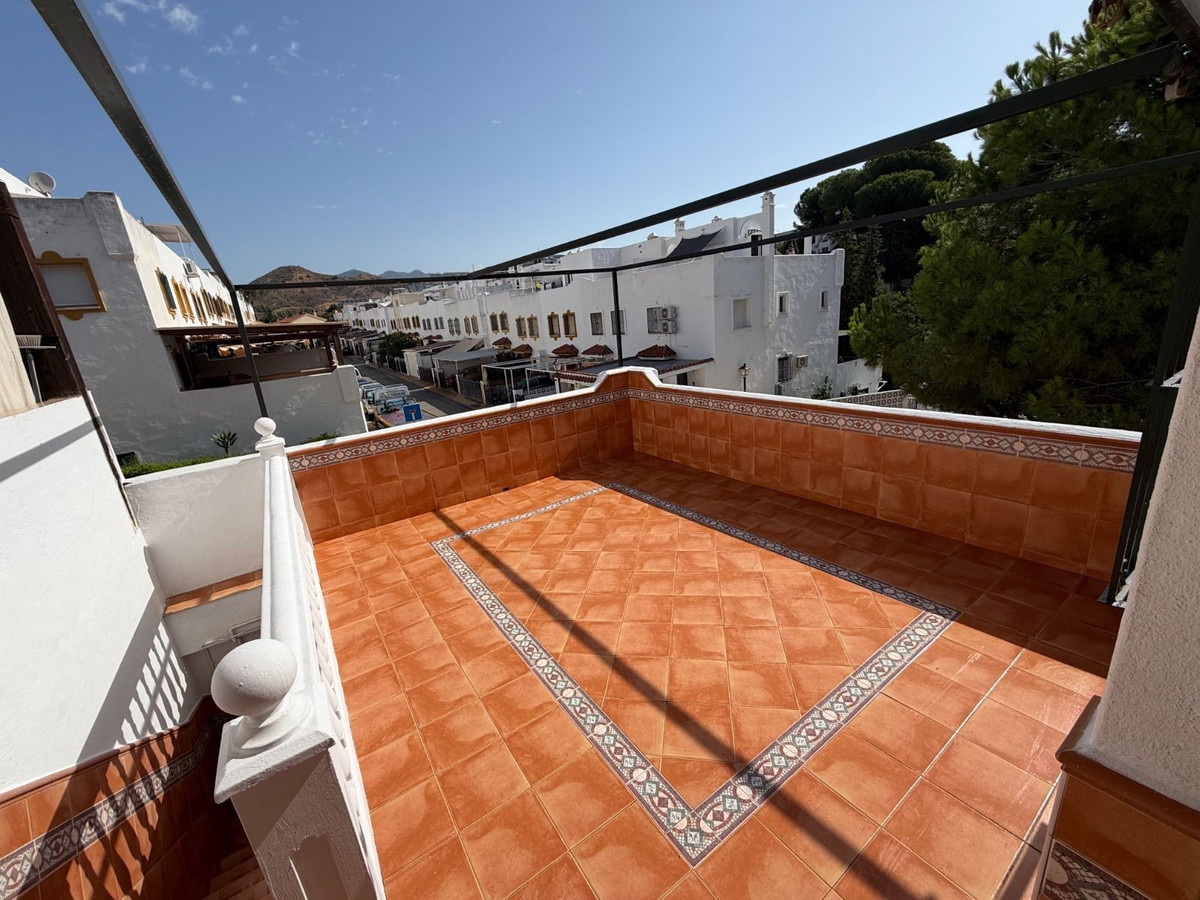 Huis met 4 slaapkamers in Marbella in Marbella - foto 2