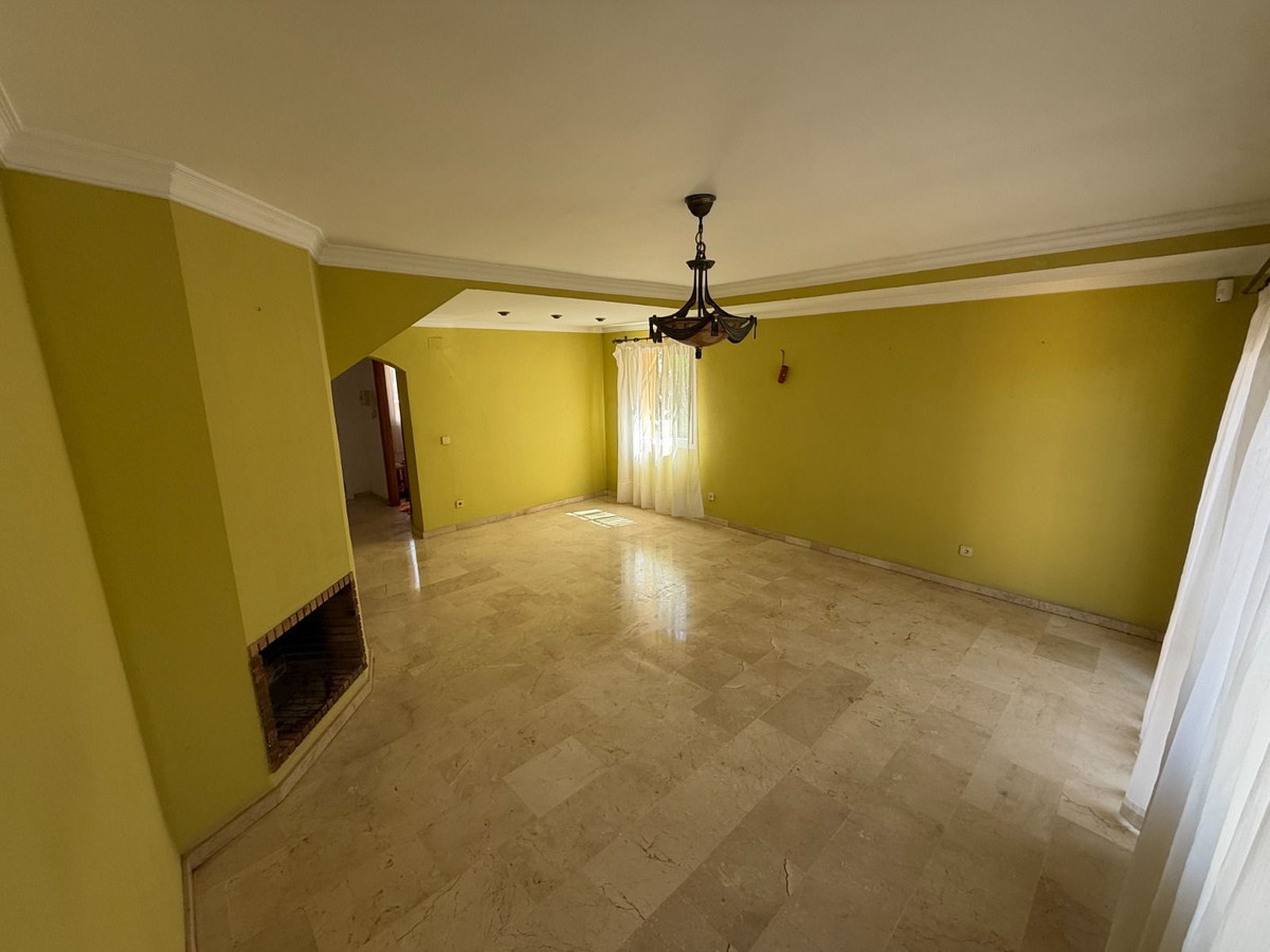 Huis met 4 slaapkamers in Marbella in Marbella - foto 6