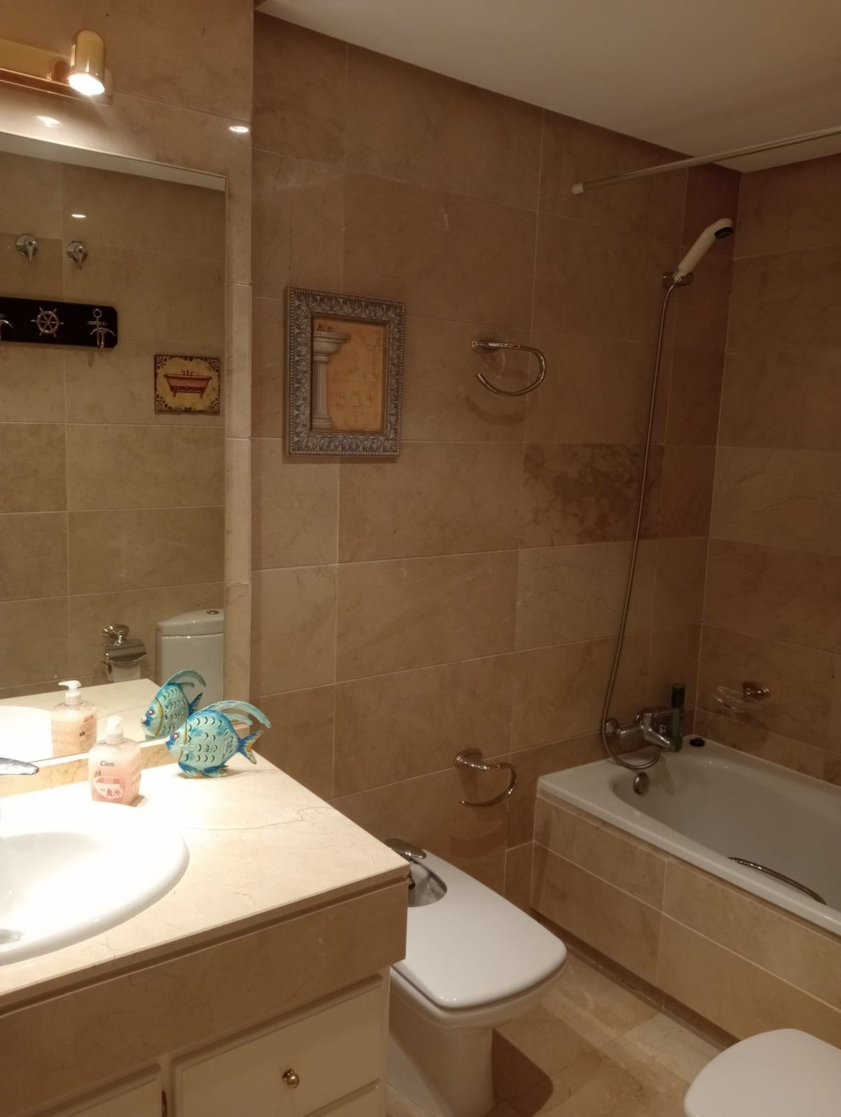 2 bedroom Apartment in Marbella in Marbella - foto 16