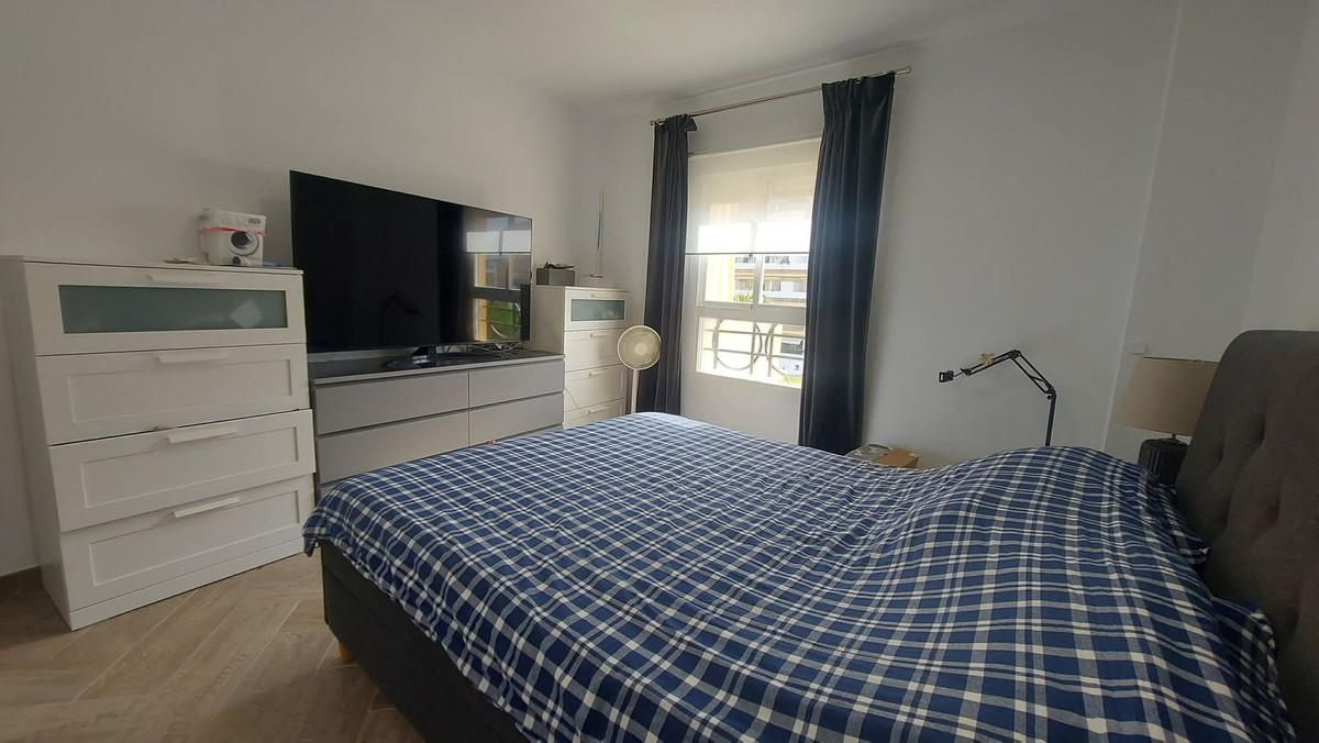 4 bedroom Apartment in Torrequebrada in Torrequebrada - foto 13