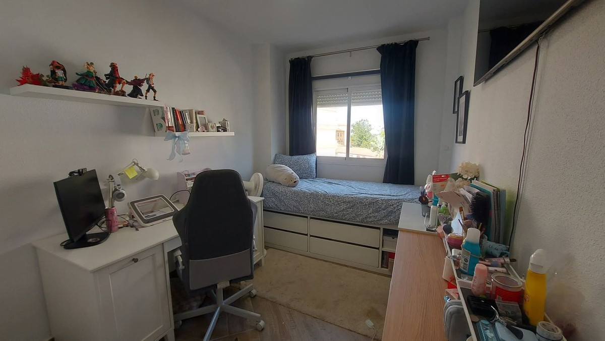 4 bedroom Apartment in Torrequebrada in Torrequebrada - foto 15