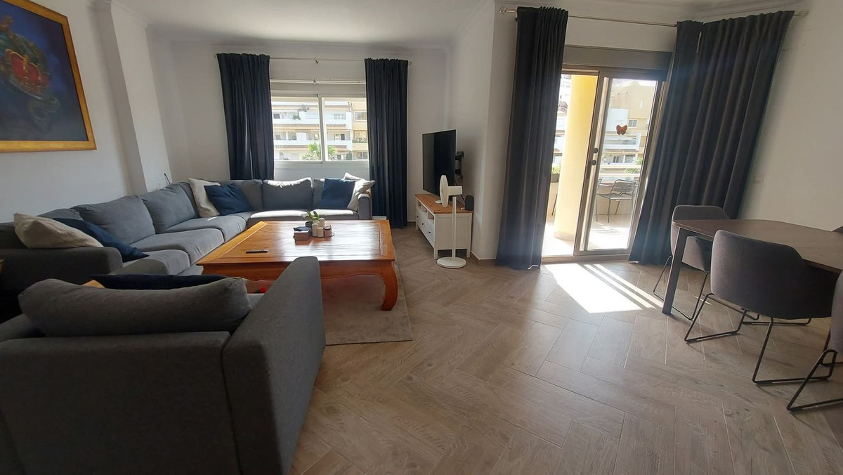4 bedroom Apartment in Torrequebrada in Torrequebrada - foto 5