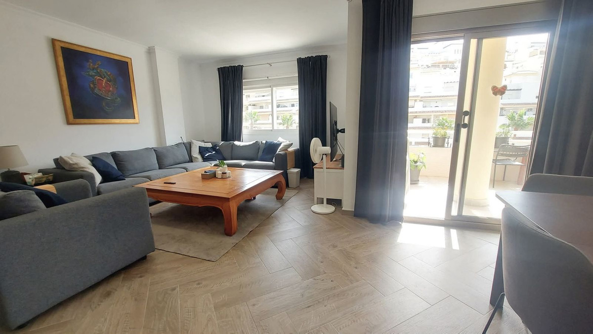 4 bedroom Apartment in Torrequebrada in Torrequebrada - foto 6