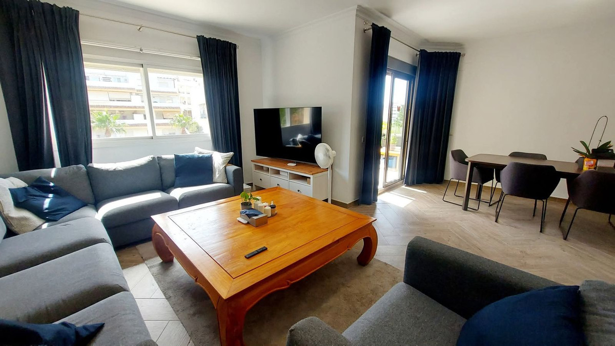 4 bedroom Apartment in Torrequebrada in Torrequebrada - foto 7