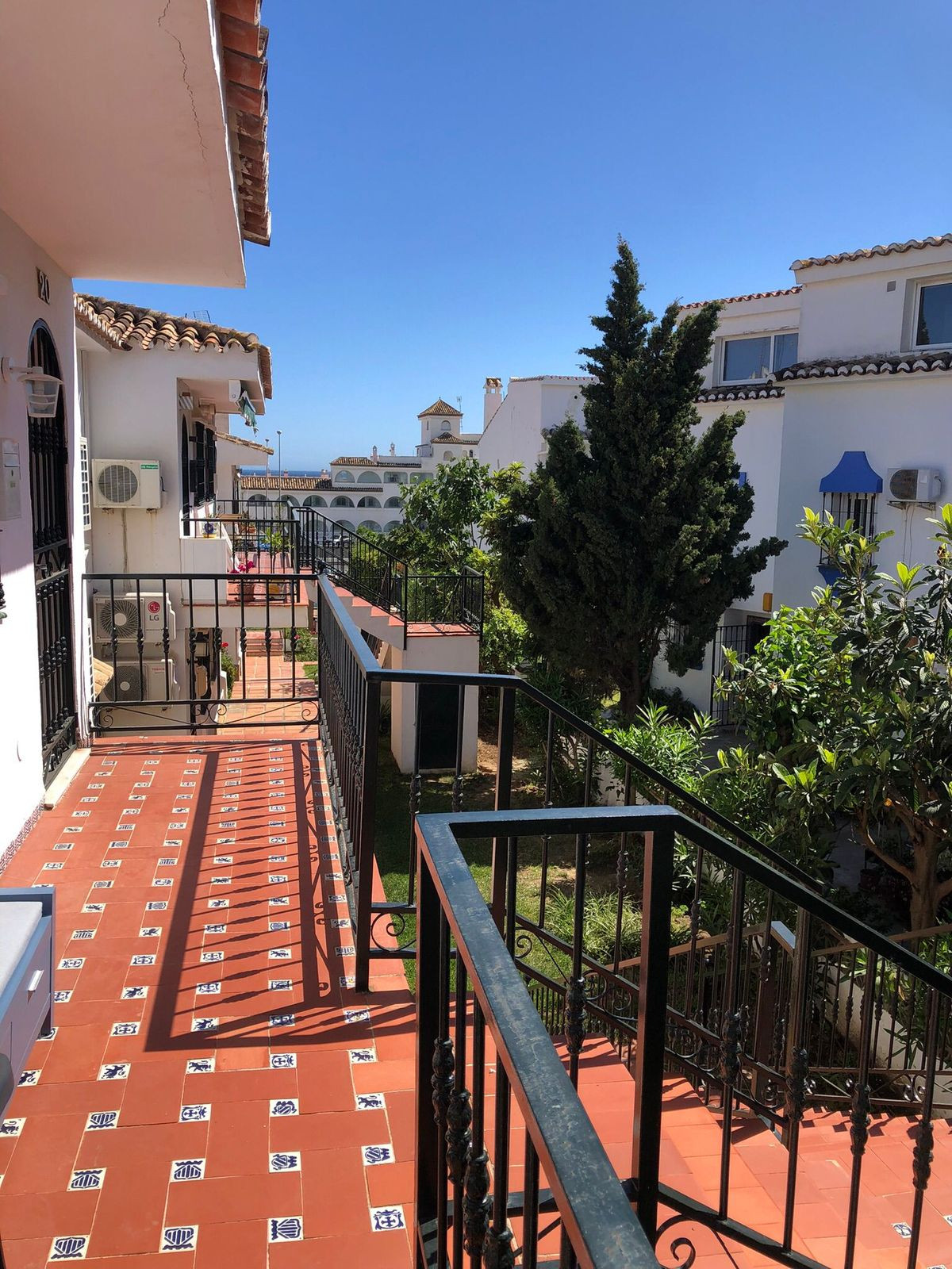 Appartement met 2 slaapkamers in Riviera del Sol in Riviera del Sol - foto 9