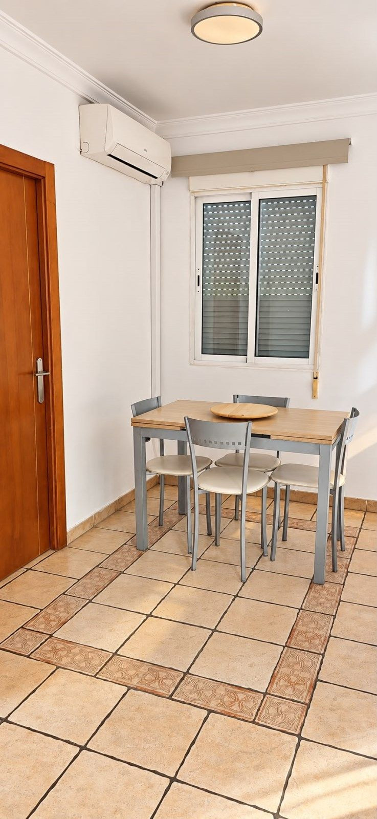 3-slaapkamer appartement met balkon in Ciudad Jardín, Málaga in Málaga - foto 6