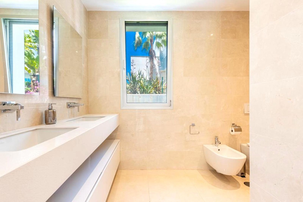 Vijf-slaapkamer villa in Río Real in Río Real - foto 18
