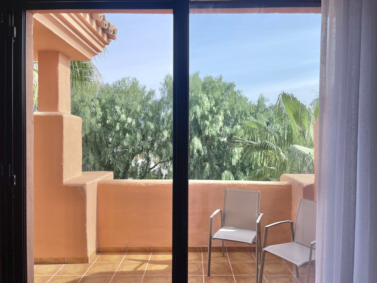 3-slaapkamer duplex penthouse in El Paraíso, Benahavís in Benahavís - foto 5