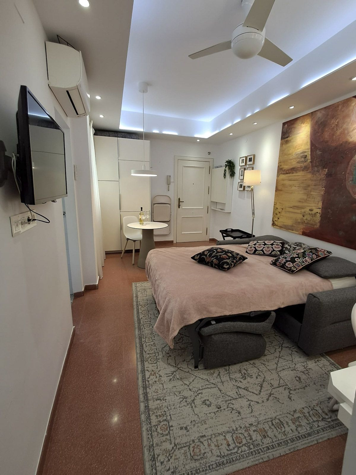 1 bedroom Apartment in Málaga Centro in Málaga Centro - foto 17
