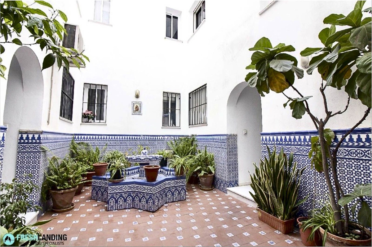 1 bedroom Apartment in Málaga Centro in Málaga Centro - foto 7