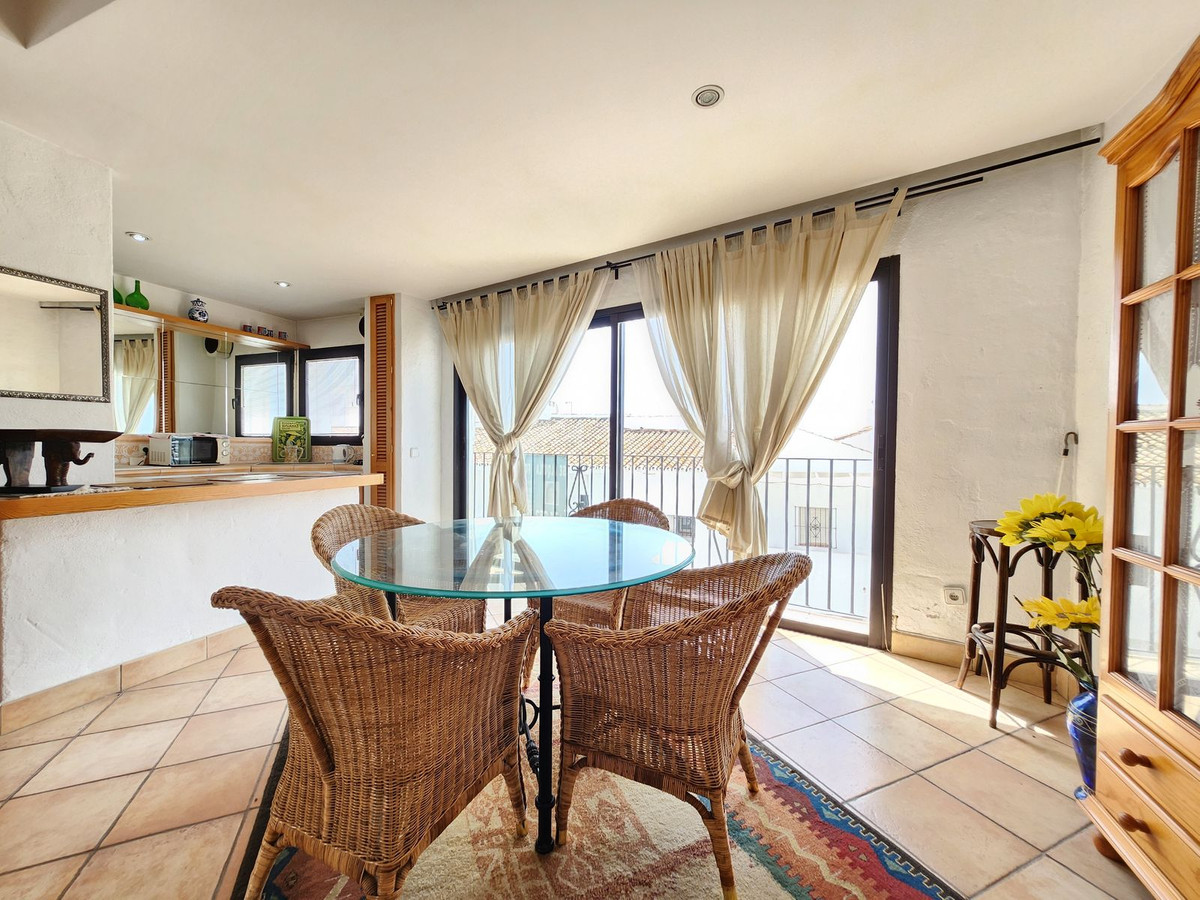 Appartement met 2 slaapkamers op de eerste lijn van Puerto Banús Marina in Puerto Banús - foto 7