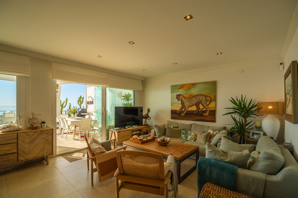 Drie-slaapkamer penthouse aan het strand in Estepona in Estepona - foto 16