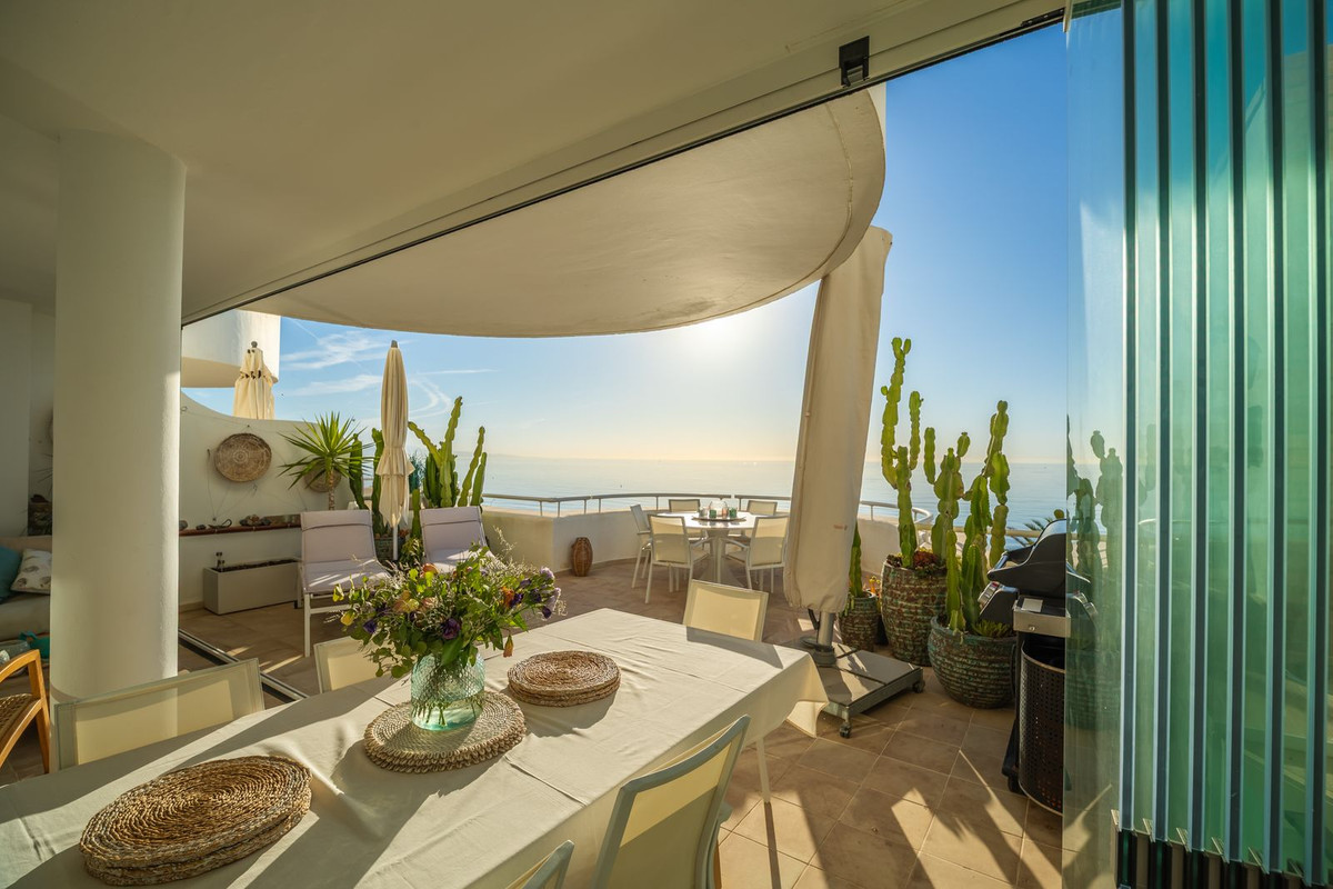Drie-slaapkamer penthouse aan het strand in Estepona in Estepona - foto 9