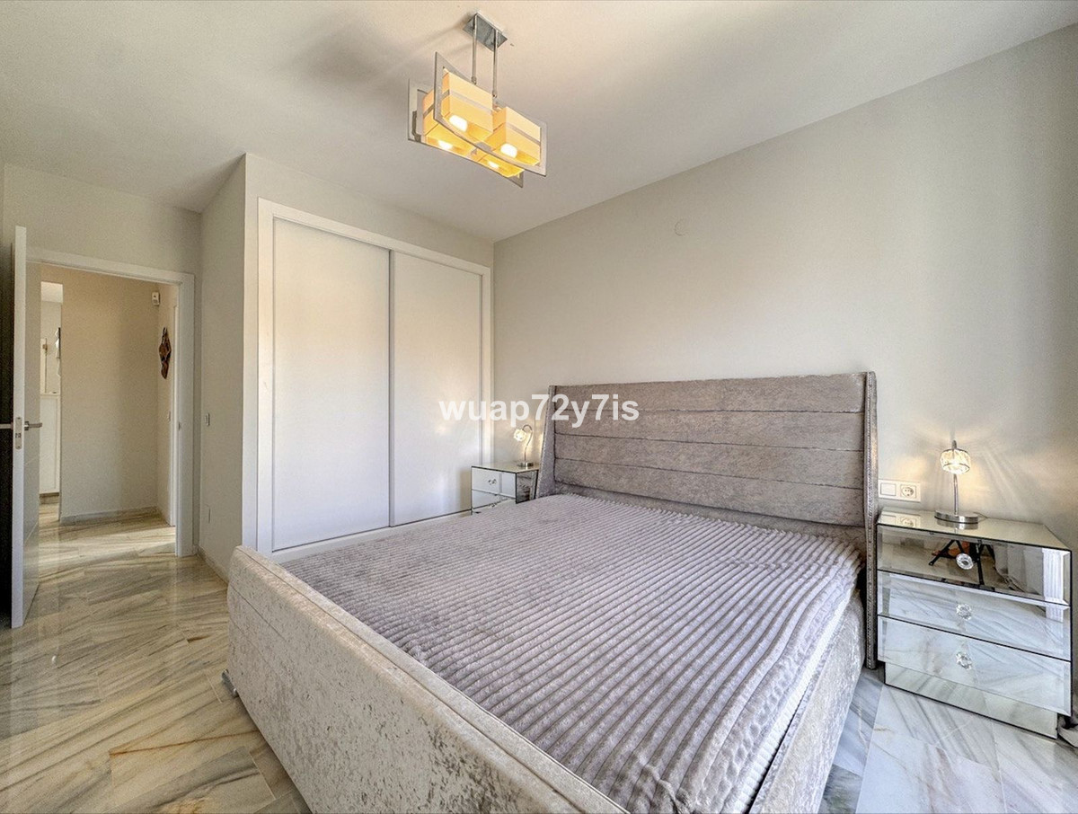 Vernieuwde penthouse met 3 slaapkamers in Bel-Air, Estepona in Bel Air - foto 15