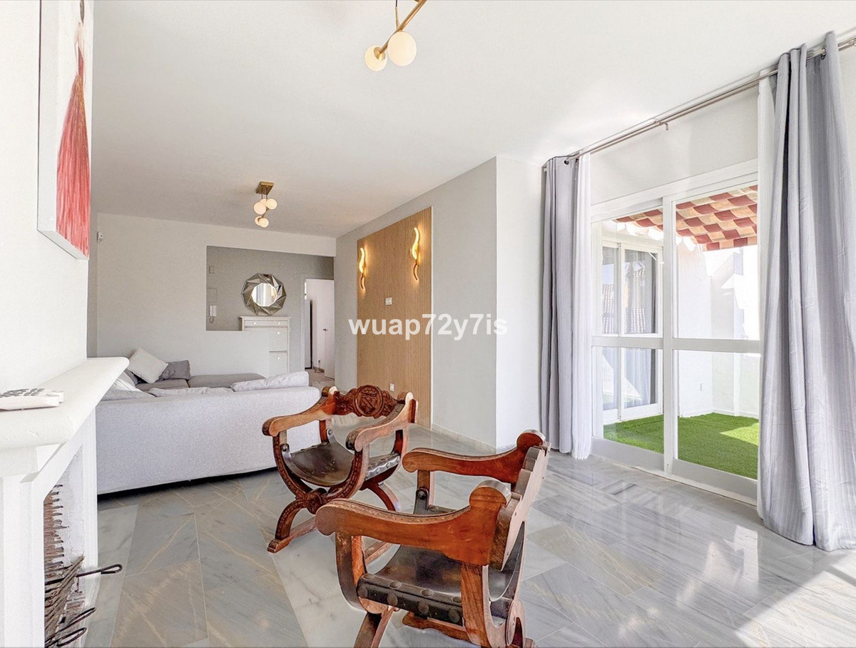 Vernieuwde penthouse met 3 slaapkamers in Bel-Air, Estepona in Bel Air - foto 6