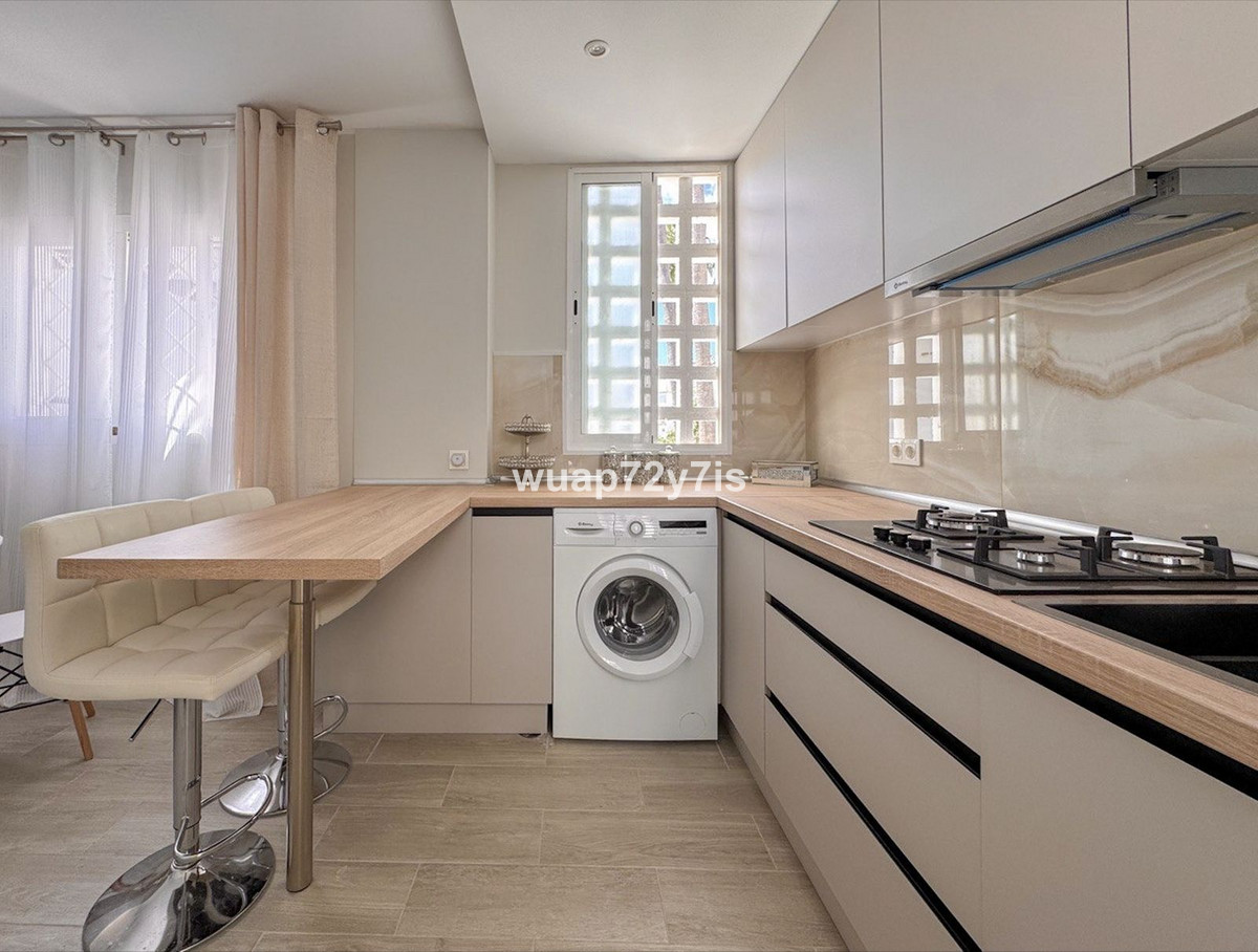 Vernieuwde penthouse met 3 slaapkamers in Bel-Air, Estepona in Bel Air - foto 9